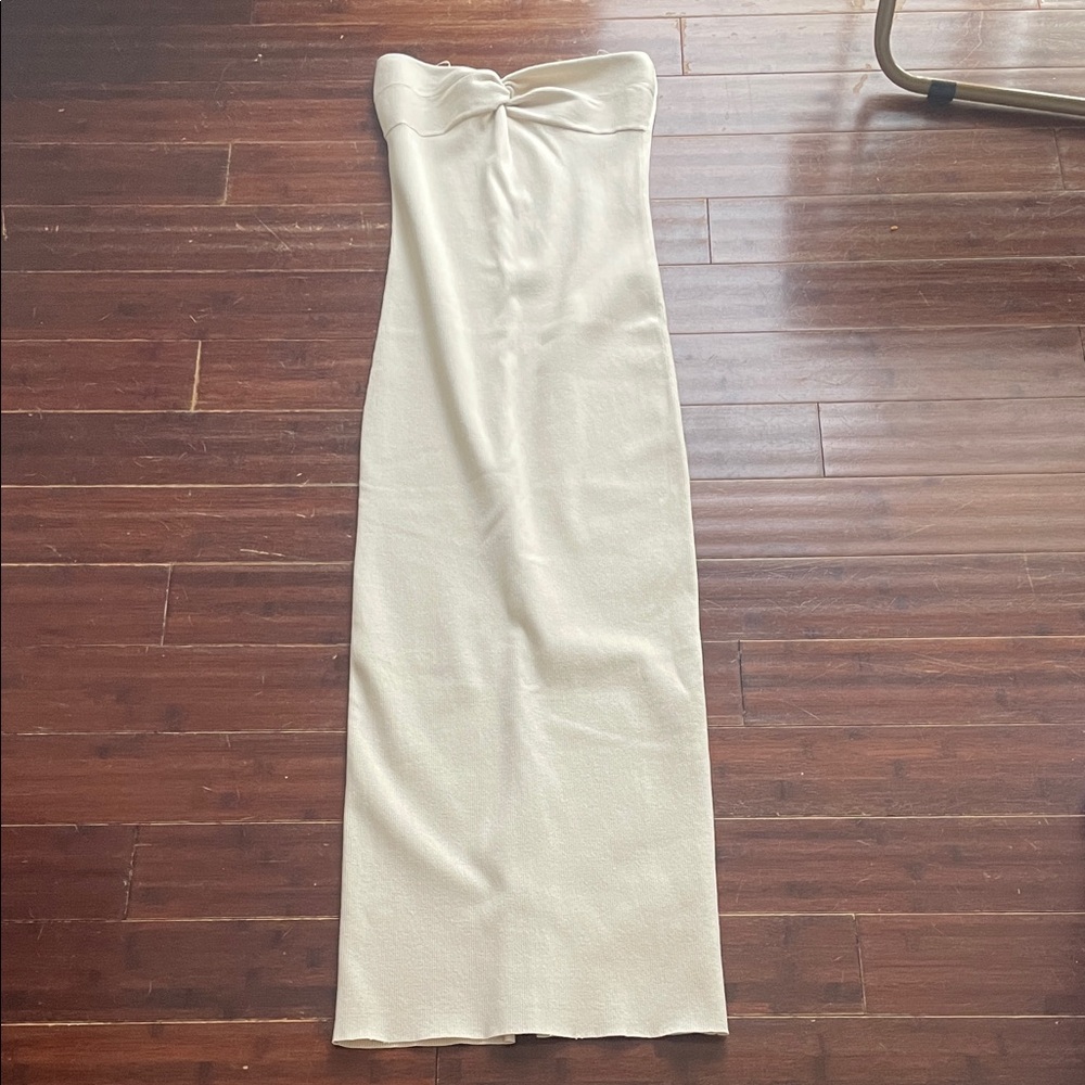 ARITZIA tube dress…EXCELLENT CONDITION! Size medium